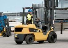 Челни вилични мотокари, дизелови Caterpillar DPH25N