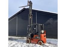 Челни вилични мотокари, дизелови Nissan EH 01 A 15 U