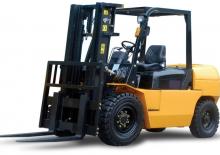 Челни вилични мотокари, дизелови Komatsu FD 135-5