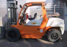 Челни вилични мотокари, дизелови Artison FD 80