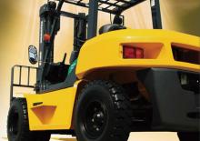 Челни вилични мотокари, дизелови Komatsu FD60-10