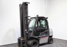 Челни вилични мотокари, дизелови Nissan YG 1 D 2 A 32 Q