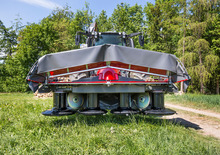 Челно монтирани барабанни косачки без кондиционер Fella Radon 2940 FP-V