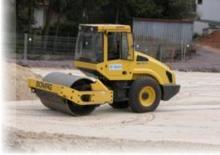 Еднобандажни валяци Bomag BW 179 DH-4
