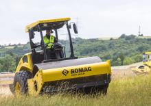Еднобандажни валяци Bomag BW 211 DH-5