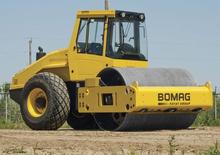 Еднобандажни валяци Bomag BW 213 D-40