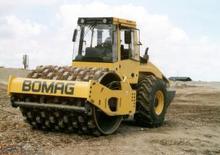 Еднобандажни валяци Bomag BW 213 PDH-4