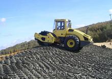Еднобандажни валяци Bomag BW 214 PDH-4