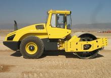 Еднобандажни валяци Bomag BW 219 DH-4