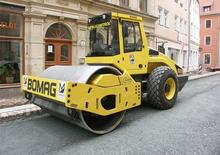 Еднобандажни валяци Bomag BW 226 DH-4i