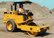 Еднобандажни валяци Caterpillar CP323C