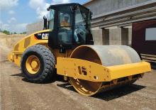 Еднобандажни валяци Caterpillar CP56