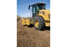 Еднобандажни валяци Caterpillar CP68B