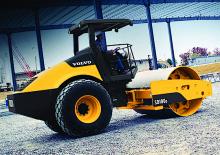 Еднобандажни валяци Volvo SD100D