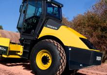 Еднобандажни валяци Volvo SD122F