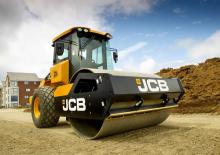Еднобандажни валяци JCB-Vibromax VM137 PD