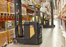 Електрически високоповдигачи Caterpillar NR16N2HS