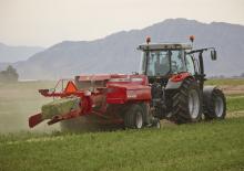 Големи квадратни преси + преси с висока плътност Massey Ferguson 1844 S