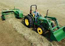 Големи квадратни преси + преси с висока плътност John Deere 338