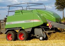 Големи квадратни преси + преси с висока плътност Fendt 990 NE