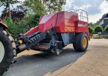 Големи квадратни преси + преси с висока плътност New Holland D 1210