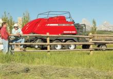 Големи квадратни преси + преси с висока плътност Massey Ferguson MF 2190 TP