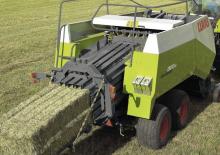Големи квадратни преси + преси с висока плътност Claas Quadrant 2100 RC