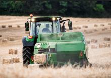 Косачки за трева и градински трактори John Deere S180 