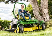Косачки за трева и градински трактори John Deere Z530M