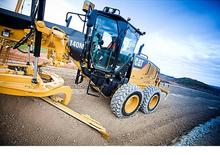 Грейдери Caterpillar 140M