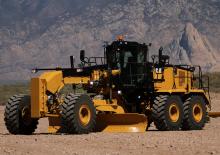 Грейдери Caterpillar 16M3