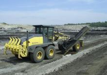 Грейдери HBM-NOBAS BG 240 T-4 EP