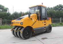 Гуменоколесни валяци Liugong 6524E