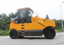 Гуменоколесни валяци Liugong 6524E