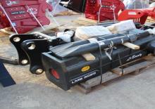 Хидравлични чукове LaBounty LMB3025