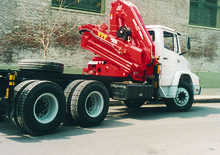 Хидравлични товарни кранове Amco Veba 825-3 S