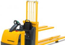 Машини за събиране на поръчки Jungheinrich ECD 320