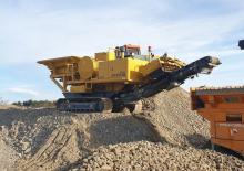 Инсталации (заводи) за рециклиране на чакъл Komatsu BR210JG-1
