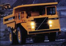 Камиони-самосвали Volvo 540