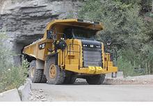 Камиони-самосвали Caterpillar 770G