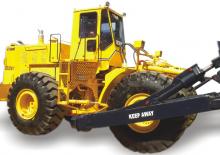 Колесна дозаторна машина Beml BD30W-1