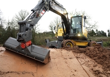 Колесни екскаватори Volvo EW140C