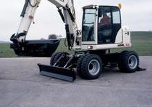 Колесни екскаватори Terex-Schaeff HML 32