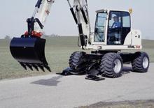 Колесни екскаватори Terex-Schaeff HML 42