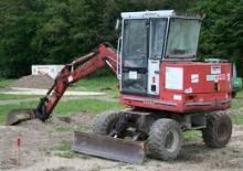 Колесни екскаватори Gehlmax MB 445