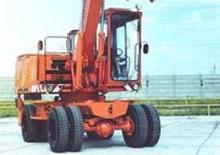 Колесни екскаватори PROMEX P 802