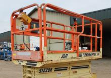 Колесни ножични автовишки JLG CM 2546