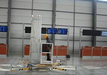 Подемници с единична вертикална мачта Faraone PK 16000 E