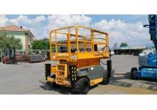 Колесни повдигачи с подвижна стрела Haulotte HA 12 DX
