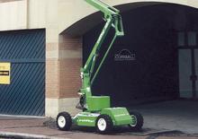 Колесни повдигачи с подвижна стрела Niftylift HR 10